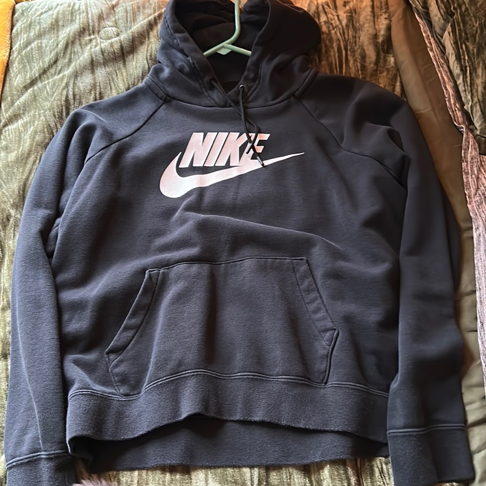 nike hoodie